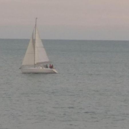 Le Chant Des Vagues Sète Exteriör bild